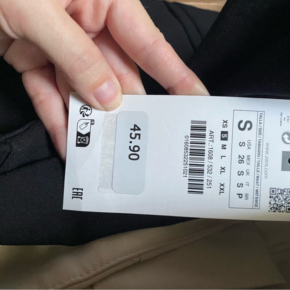 Zara trouser / work pants, size small in Black - Picture 4 of 4